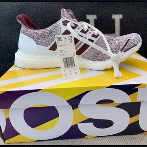 NWT Adidas UltraBoost 4.0 White/Burgundy